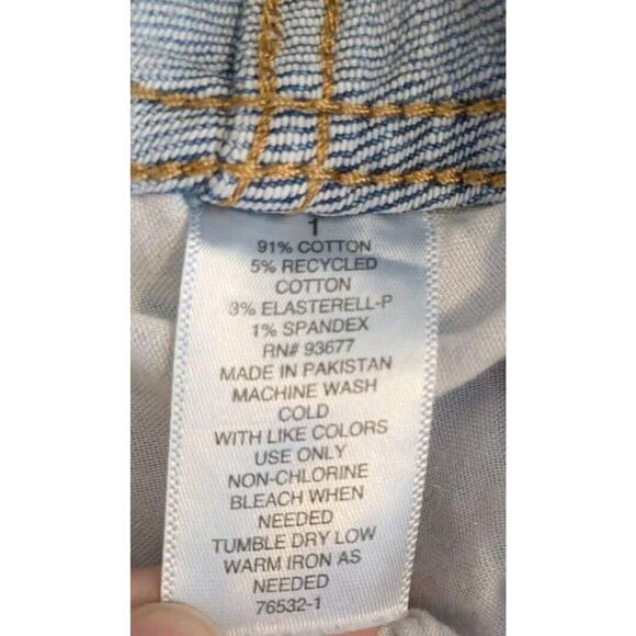 Arizona Women's Juniors Size 1 Blue High Rise Distressed Curvy Stretch Mom Jean - Picture 9 of 9